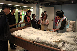 Guided Visit to Hong Kong Housing Society Elderly Resources Centre (18/2/2017)