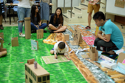 Stage 1 Public Engagement: Workshop on Shoreline Evolution (Puppet Show)